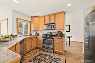 26907 121st Pl SE, Kent, WA 98030 - Photo 9