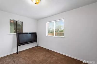 2204 S 12th Street, Tacoma, WA 98405 - Photo 17