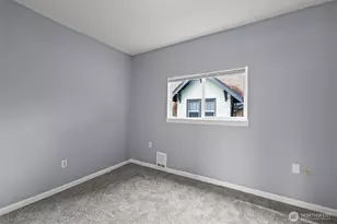 2204 S 12th St, Tacoma, WA 98405 - Photo 29