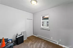 2204 S 12th St, Tacoma, WA 98405 - Photo 19