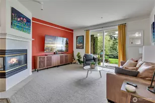 23009 Lakeview Dr, Mountlake Terrace, WA 98043 - Photo 11