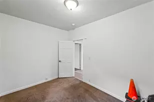 2204 S 12th St, Tacoma, WA 98405 - Photo 19