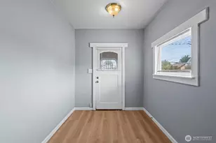 2204 S 12th St, Tacoma, WA 98405 - Photo 7
