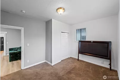 2204 S 12th Street, Tacoma, WA 98405 - Photo 17