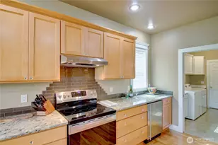 4304 Landmark Dr, Mount Vernon, WA 98274 - Photo 13