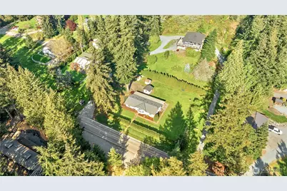 560 N Sunset Drive, Camano Island, WA 98282 - Photo 9
