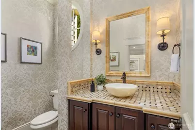 805 92nd Avenue NE, Bellevue, WA 98004 - Photo 15