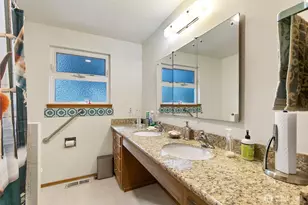 135 NW 181st St, Shoreline, WA 98177 - Photo 17