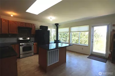 207 Triangle Cove Lane, Camano Island, WA 98282 - Photo 7