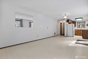 625 E Pointes Dr W, Shelton, WA 98584 - Photo 9