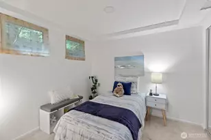 327 108th Ave SE, Bellevue, WA 98004 - Photo 25