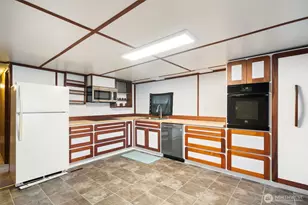 1323 S McDonald St, Port Angeles, WA 98363 - Photo 9