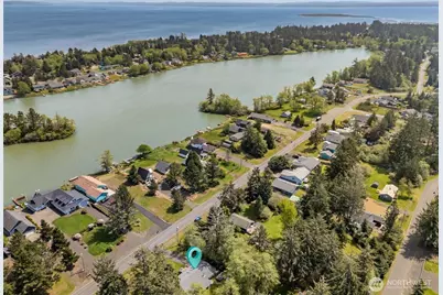 655 Mt Olympus Avenue SE, Ocean Shores, WA 98569 - Photo 35