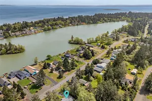 655 Mt Olympus Ave SE, Ocean Shores, WA 98569 - Photo 35