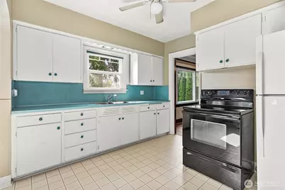 1082 W Smith, Bellingham, WA 98226 - Photo 21