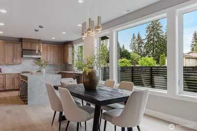 7825 NE 143rd Street, Kirkland, WA 98034 - Photo 13