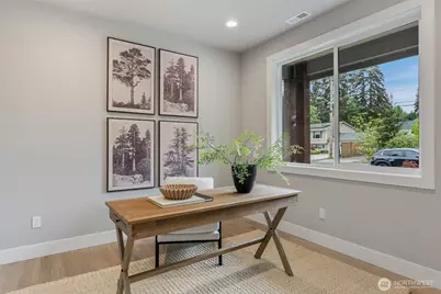 7825 NE 143rd Street, Kirkland, WA 98034 - Photo 5