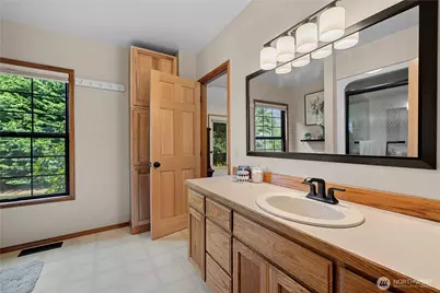 1720 Van Wyck Road, Bellingham, WA 98226 - Photo 17