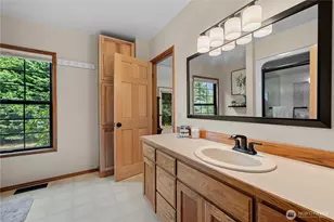 1720 Van Wyck Rd, Bellingham, WA 98226 - Photo 17