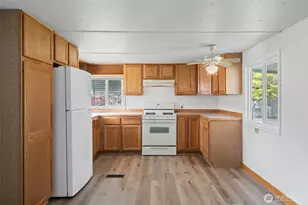 930 Trosper Road SW, Tumwater, WA 98512 - Photo 9