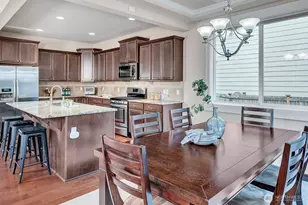 5231 NE 6th St, Renton, WA 98059 - Photo 7