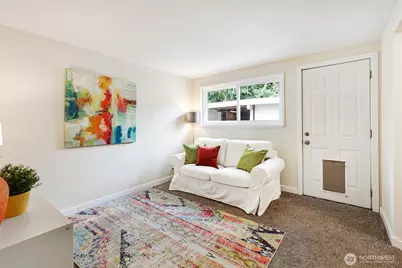 8005 220th Street SW, Edmonds, WA 98026 - Photo 15