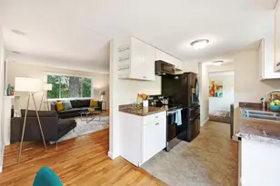 8005 220th St SW, Edmonds, WA 98026 - Photo 9