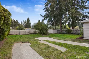 8005 220th St SW, Edmonds, WA 98026 - Photo 29