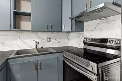9055 Yakima Avenue, Tacoma, WA 98444 - Photo 9