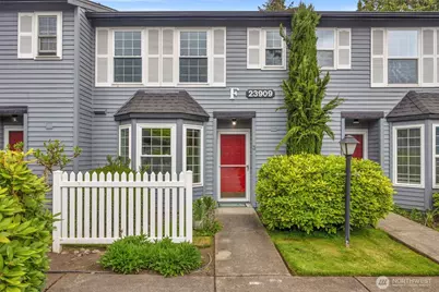23909 56th Court S #F3, Kent, WA 98032 - Photo 1