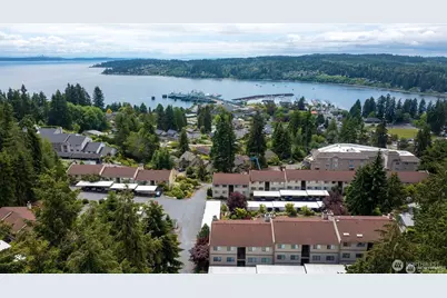 26435 Pennsylvania Avenue NE #46, Kingston, WA 98346 - Photo 1