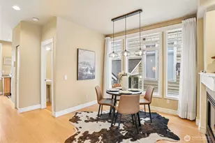 11875 SE 4th Pl, Bellevue, WA 98005 - Photo 9