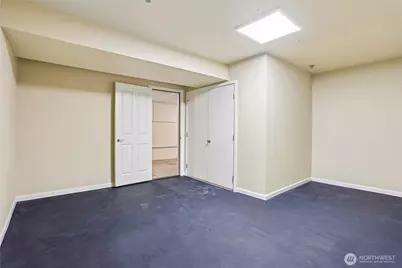 11875 SE 4th Place #701, Bellevue, WA 98005 - Photo 29
