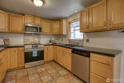 175 Jib Street NW, Ocean Shores, WA 98569 - Photo 7
