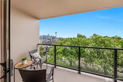 100 Ward Street #104, Seattle, WA 98109 - Photo 15