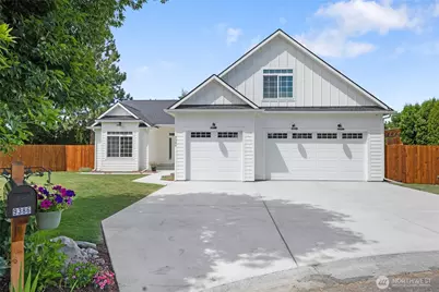 9386 Albert Way SE, Moses Lake, WA 98837 - Photo 1