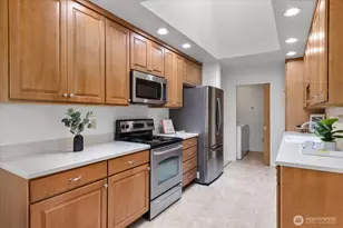 4049 Providence Point Dr SE, Issaquah, WA 98029 - Photo 15