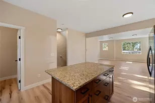 945 NW Heller St, Oak Harbor, WA 98277 - Photo 19