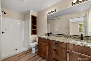 945 NW Heller St, Oak Harbor, WA 98277 - Photo 33