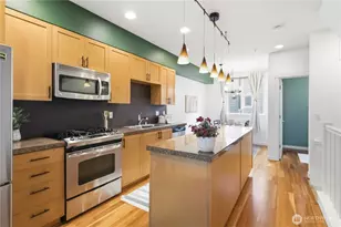 2225 NW Moraine Pl, Issaquah, WA 98027 - Photo 9