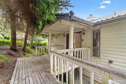 11150 Champagne Point Road NE, Kirkland, WA 98034 - Photo 3
