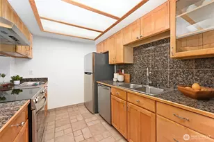 3505 W Government Way, Seattle, WA 98199 - Photo 5