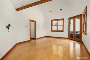 18305 121st Ave SW, Vashon, WA 98070 - Photo 19