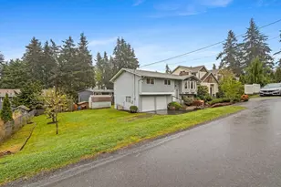 22427 82nd Ave W, Edmonds, WA 98026 - Photo 3