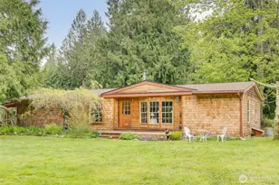 472 Iris Ln, Camano Island, WA 98282 - Photo 3