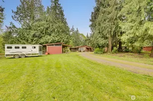 472 Iris Ln, Camano Island, WA 98282 - Photo 25