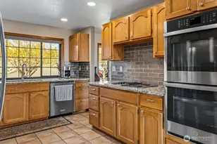 290 Trails End Ln, Yakima, WA 98903 - Photo 11