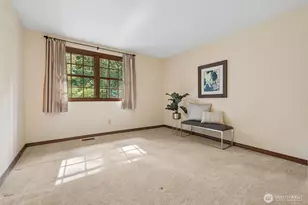 25300 SE Mirrormont Way, Issaquah, WA 98027 - Photo 31