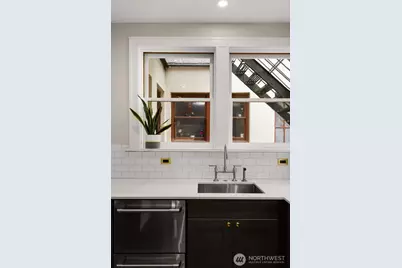 2909 Franklin Avenue E #A, Seattle, WA 98102 - Photo 21