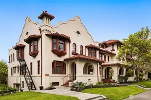 2909 Franklin Ave E, Seattle, WA 98102 - Photo 33